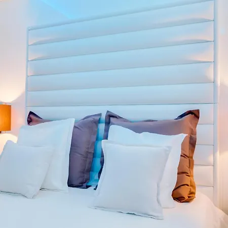 Gold - Luxurious - Sea View 빌라모라