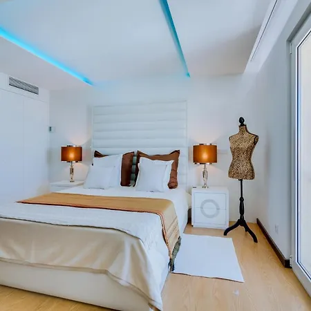 Gold - Luxurious - Sea View * 빌라모라