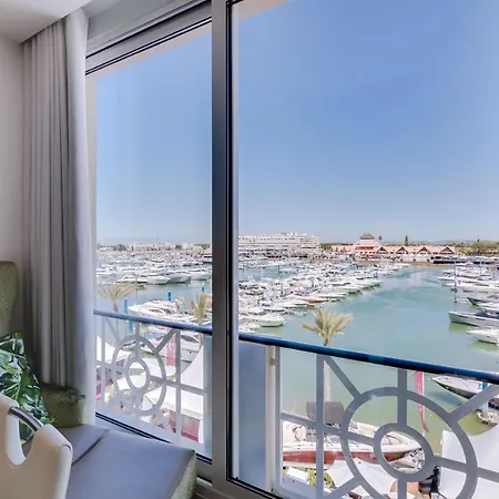 Gold - Luxurious - Sea View Apartment