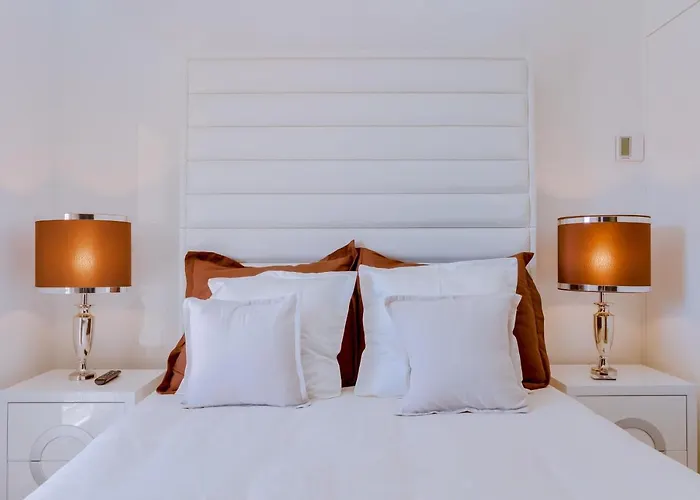 Gold - Luxurious - Sea View 维拉摩拉
