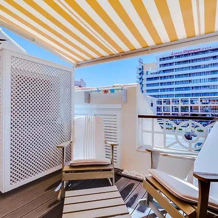 Gold - Luxurious - Sea View *